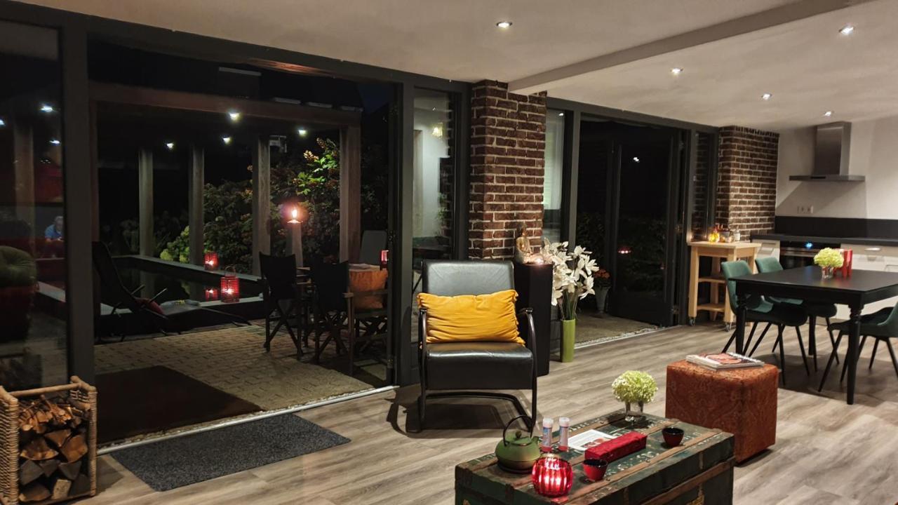 איינדהובן Downtown Hideaway, B&B Grand Deluxe מראה חיצוני תמונה