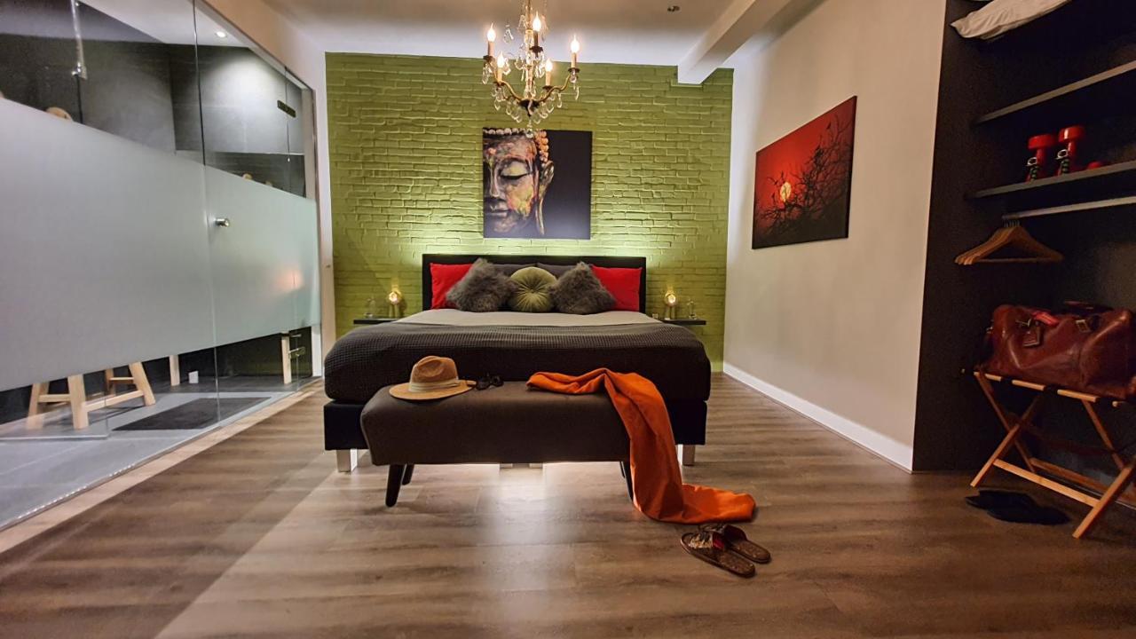 איינדהובן Downtown Hideaway, B&B Grand Deluxe מראה חיצוני תמונה